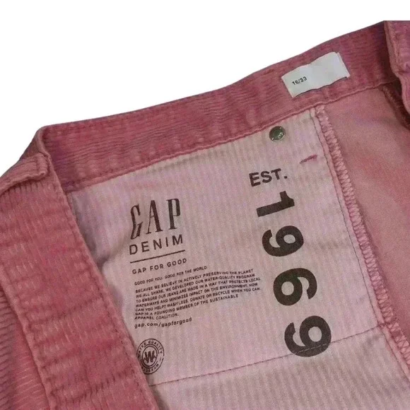 Gap Vintage Pink Corduroy Shorts with Raw Edge - Size 16/33 - Picture 3 of 3